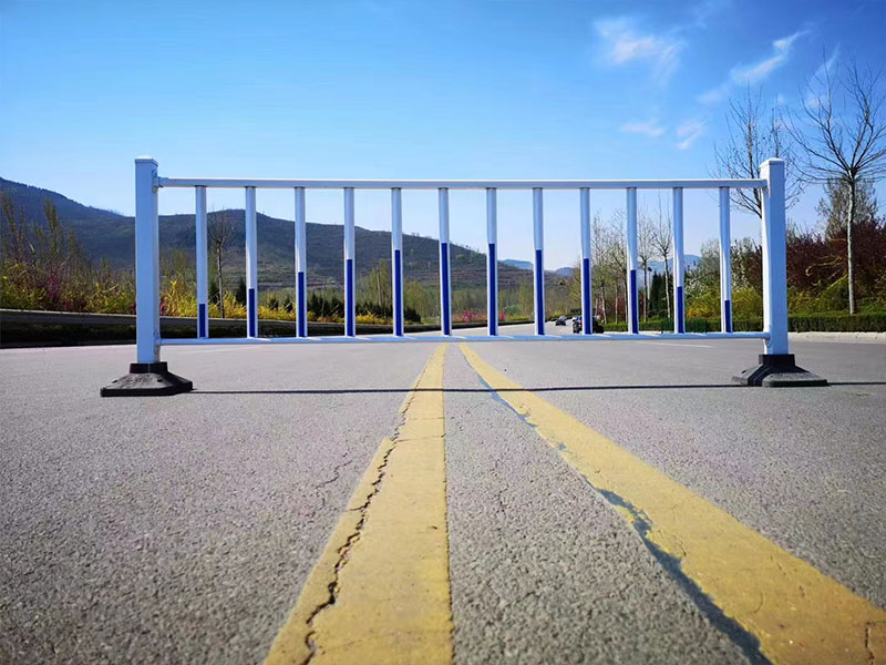 道路护栏